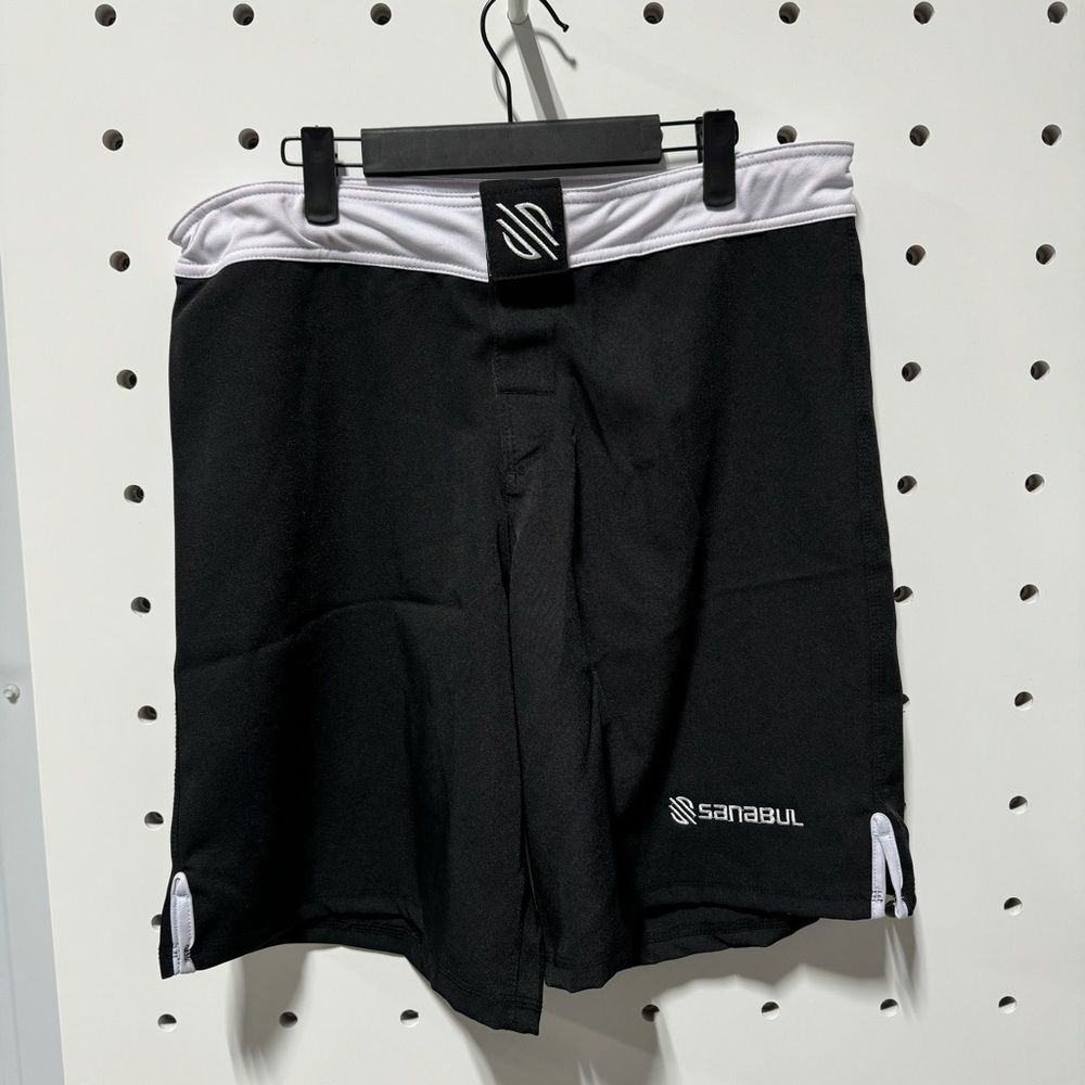 Sanabul Shorts Mens Black White MMA Martial Arts Fight Size 34